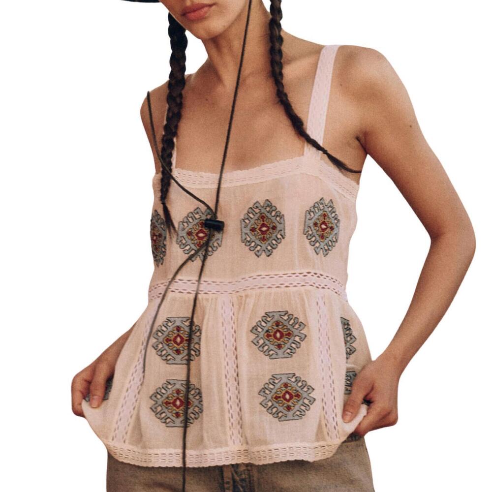 NEW THE GREAT. the roam top in folklore embroidery
